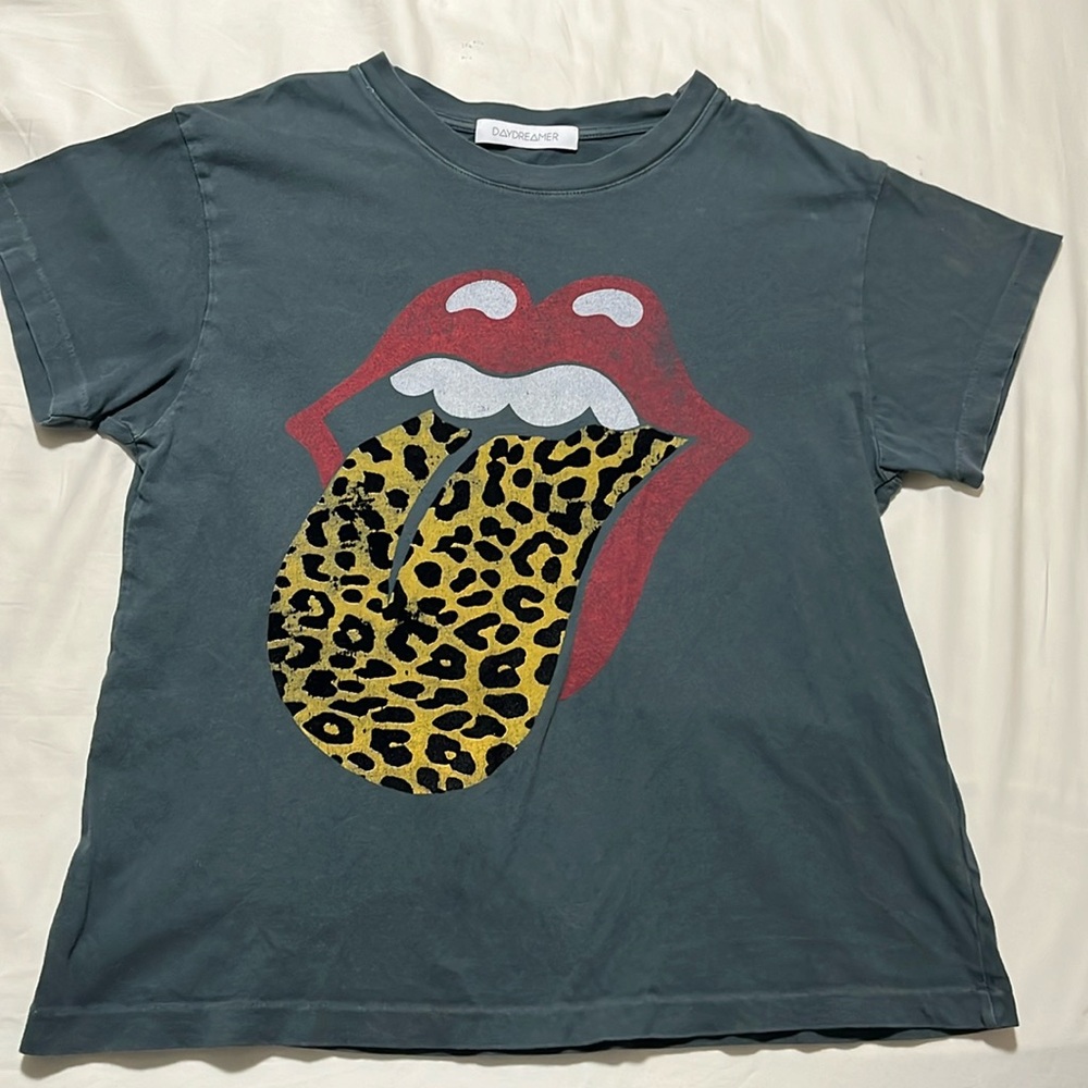 Day Dreamer velvet tee